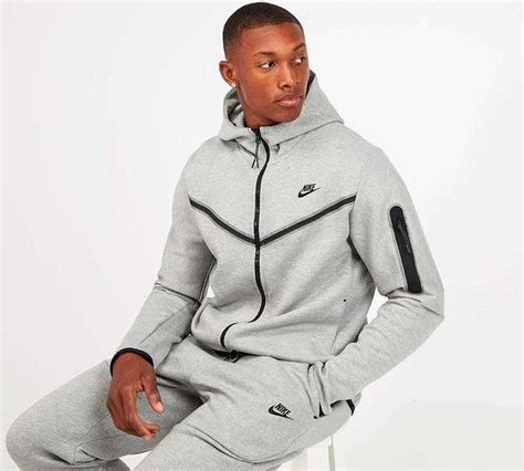 nike tech fleece tracksuit rep